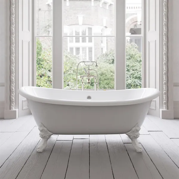 The Suite 183 - White, Emaljeret Støbejernsbadekar