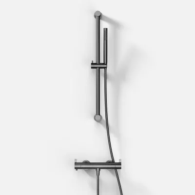 ArkiLife AVAO AABT204 S02 - Termostat inkl. Brusesæt, Stick, PVD Børstet Gunmetal