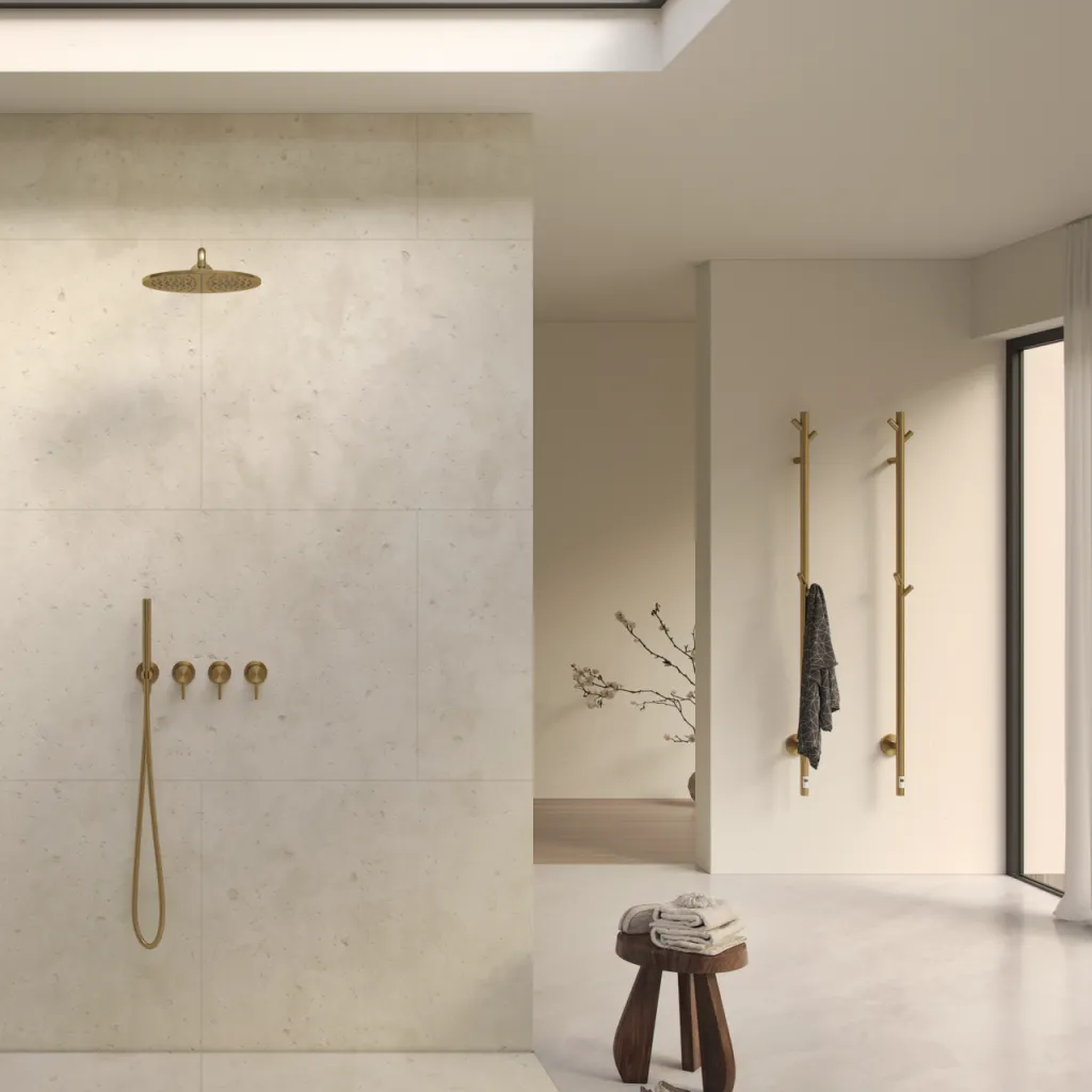 Pulcher® Style PS14 - Elektrisk Håndklædetørrer m/timer, PVD Børstet Messing