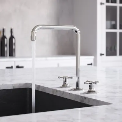 Hassel&Teudt HHV605 S06 - Køkkenblander med svingtud, Krom