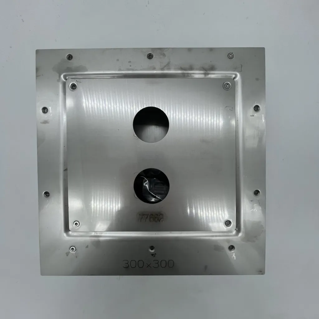 Semplice safetybox til SBR901 - 30x30x8 cm - Til montering i Sverige og Norge