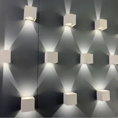 UP&DOWN - LED Væglampe, 100x100, IP 54, Hvid