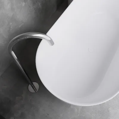 Semplice KB4 - Fritstående kartud, Krom
